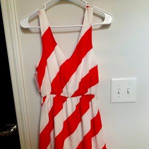 Everly dress size small NWT